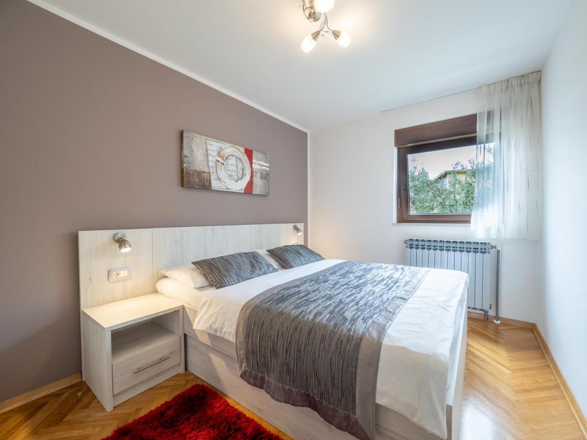 Apartments Zlatko & Mira Dorcic Baška Esterno foto