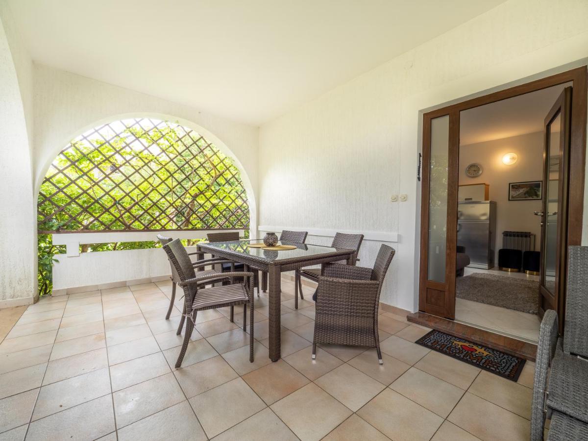 Apartments Zlatko & Mira Dorcic Baška Esterno foto